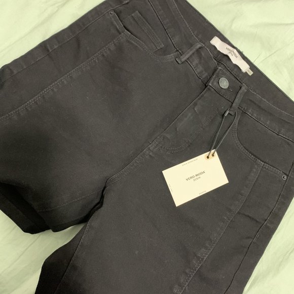 Vero Moda New Black Denim - Picture 2 of 6